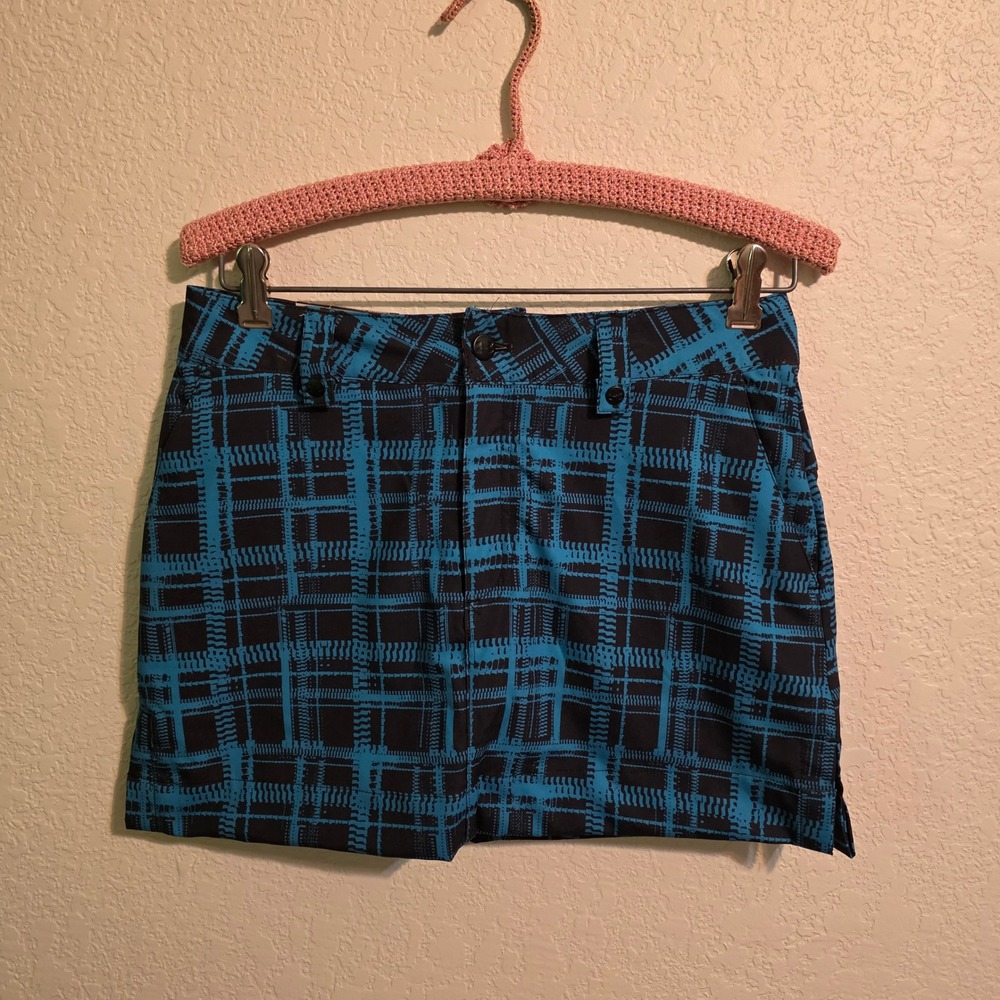 Under Armour Womens Blue Black Plaid Golf Skort Built In Shorts Size 2 NWT - Picture 1 of 4